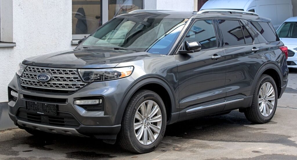 Magnetic Gray Ford Explorer